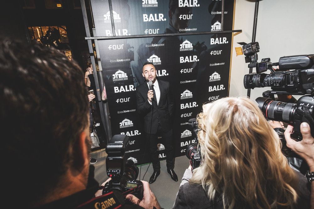 147147-MTMN-BALR-001-005-f5768e-large-1414701659