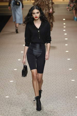 Dolce  Gabbana hw1819