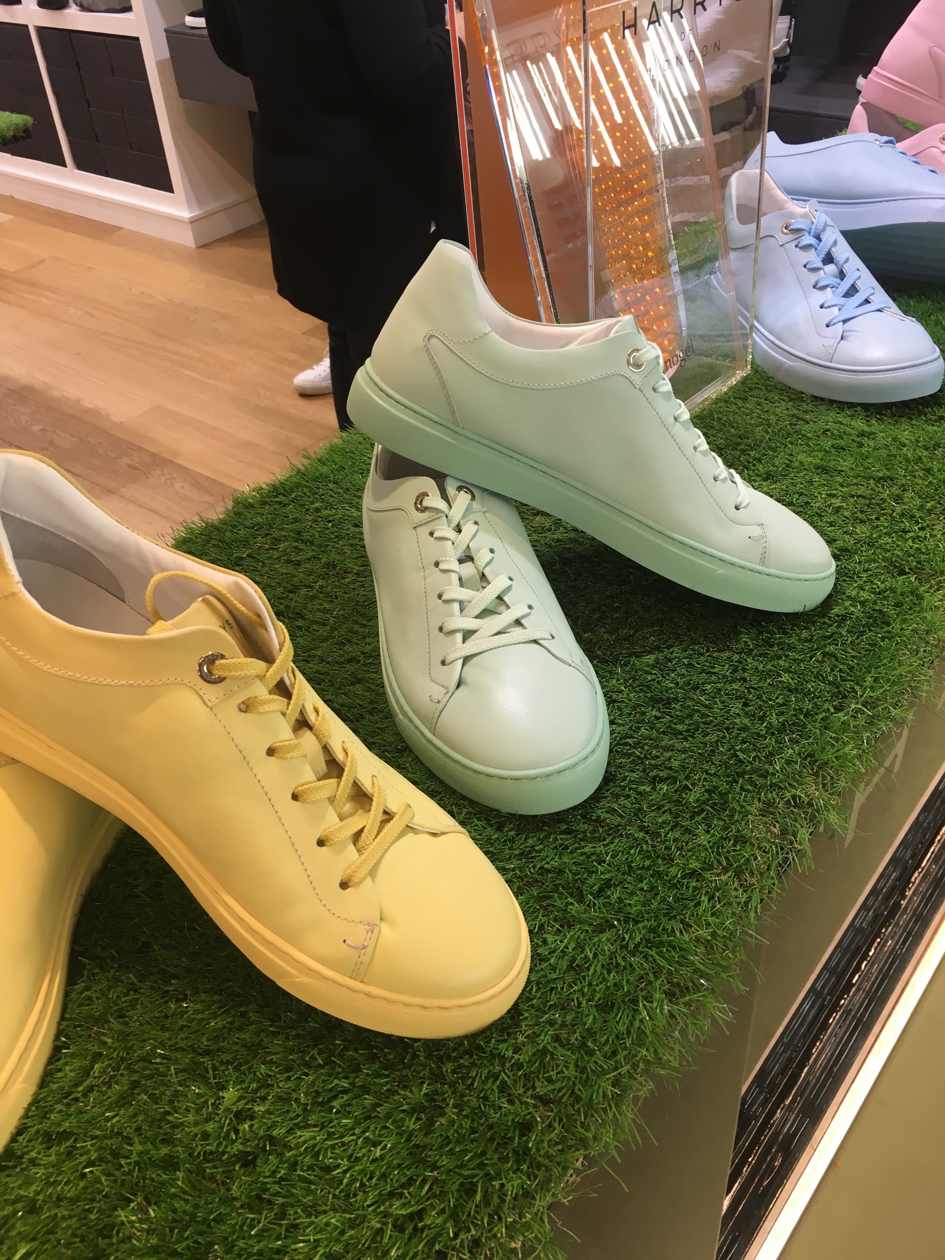 Pastel sneakers Pitti2