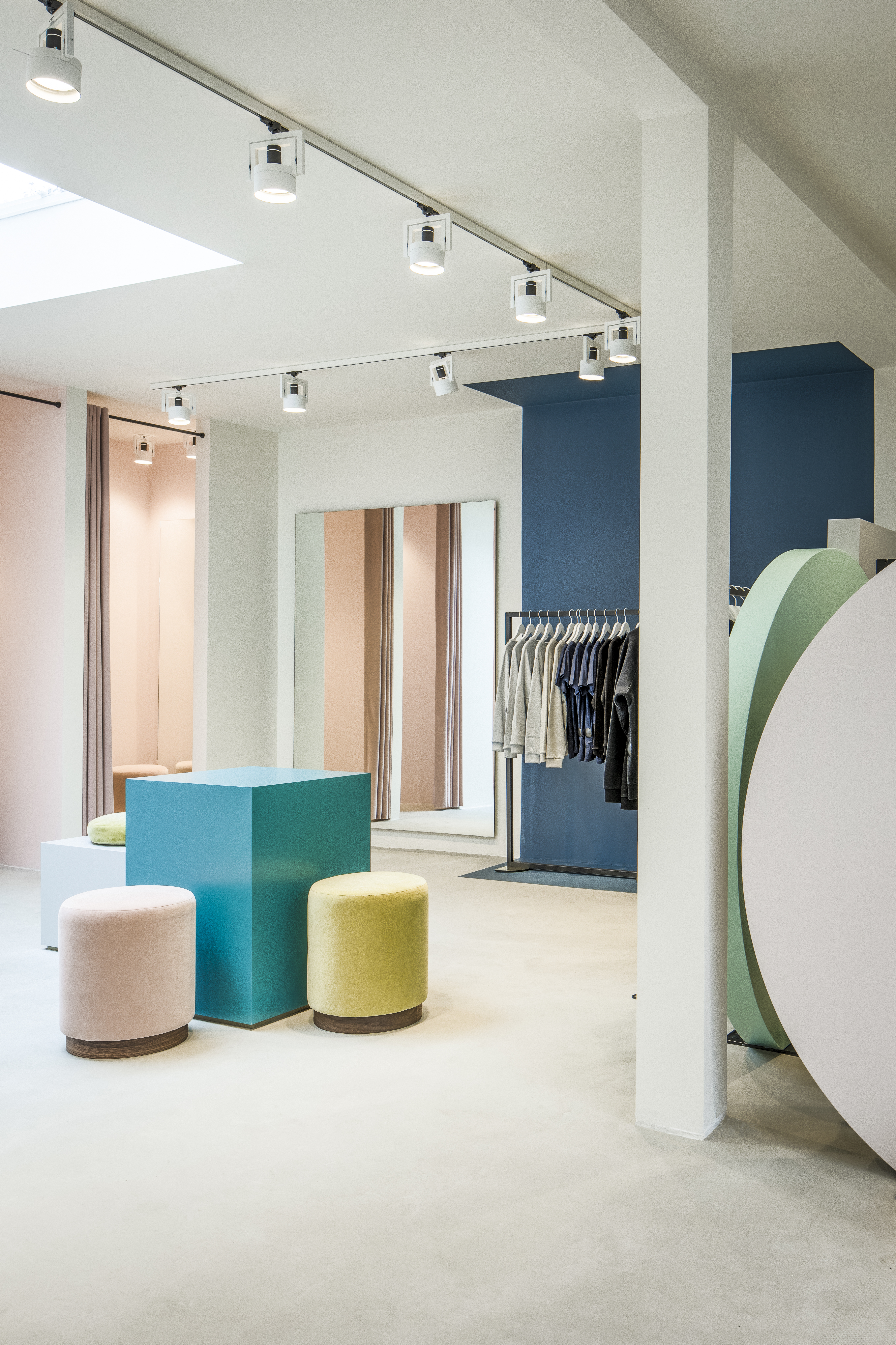 The Pelican Studio 2
