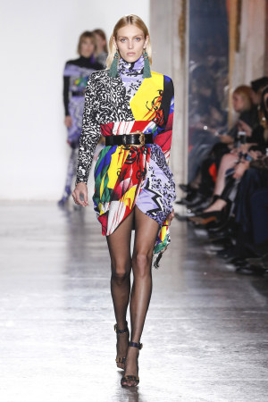 Versace hw1819 (1)