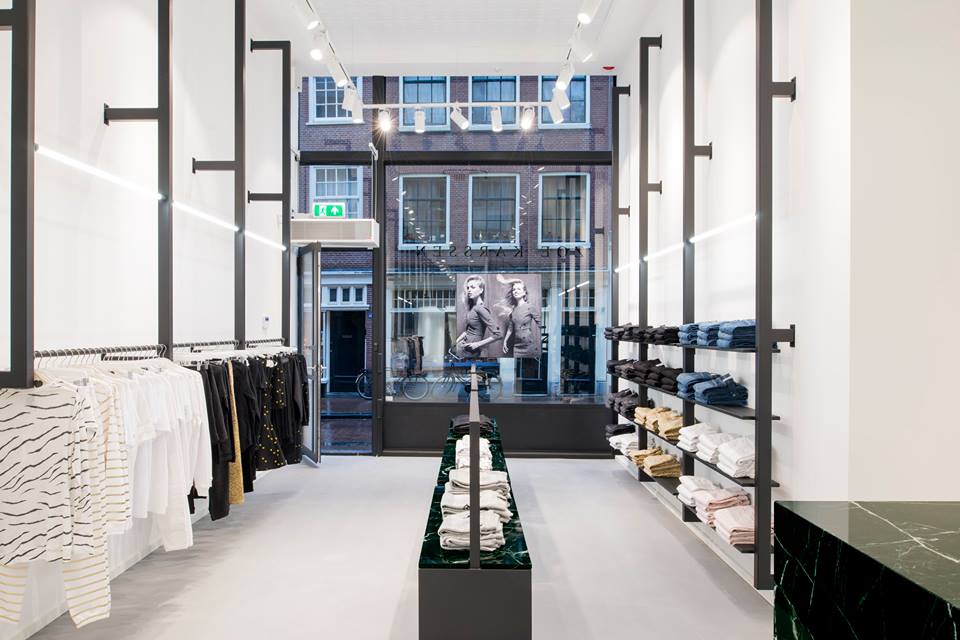 Zoe Karssen winkel 2