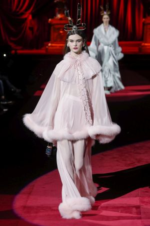 dolce n gabbana aw19050
