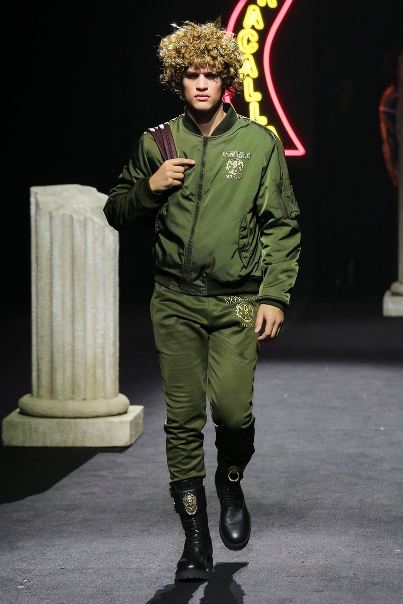 moschino maw19121